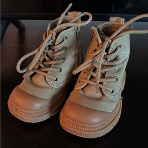 Zara Toddler Boots (Size 22 / 6/6.5)